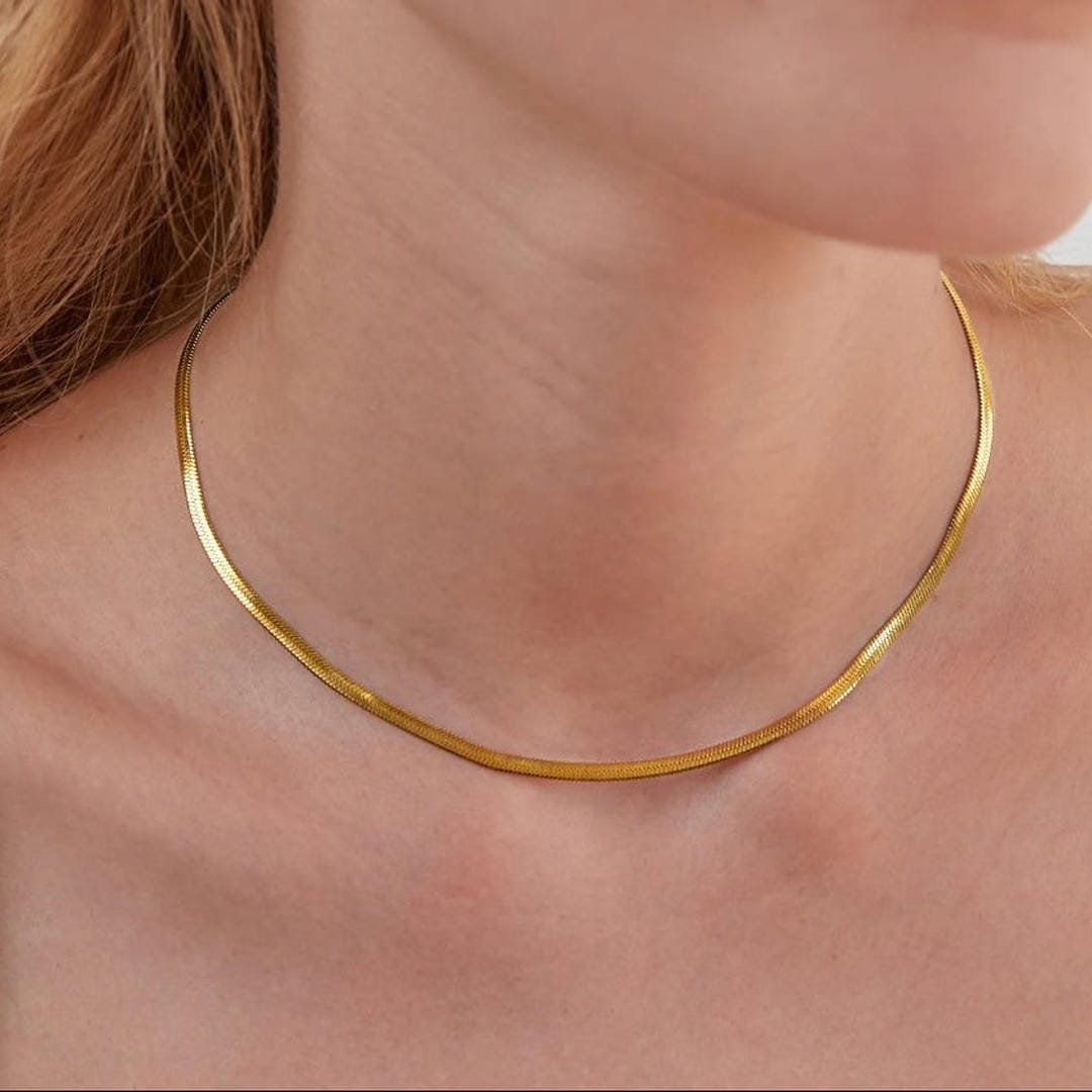Collier en chaîne serpent doré