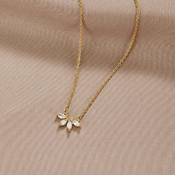 Collier en cristal à feuilles Kimalteleva Omelia