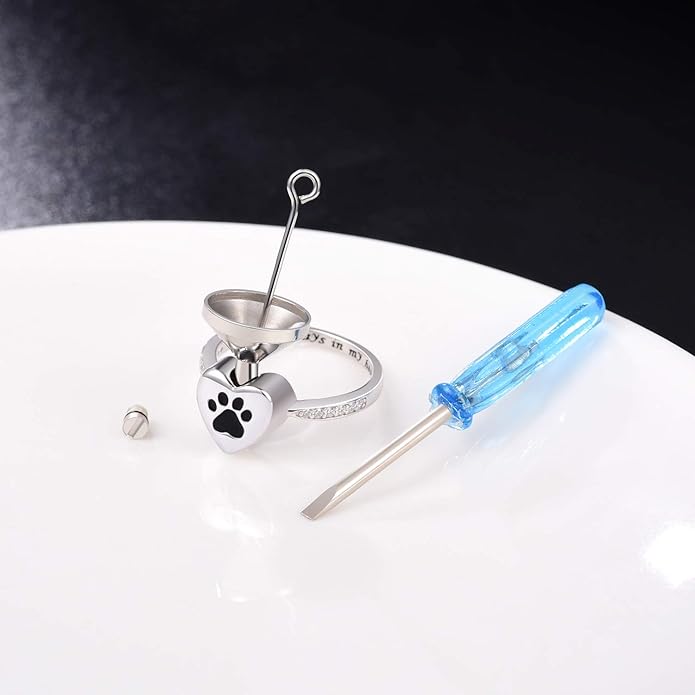 Bague en forme de patte de cœur – bijou commémoratif pour animaux de compagnie